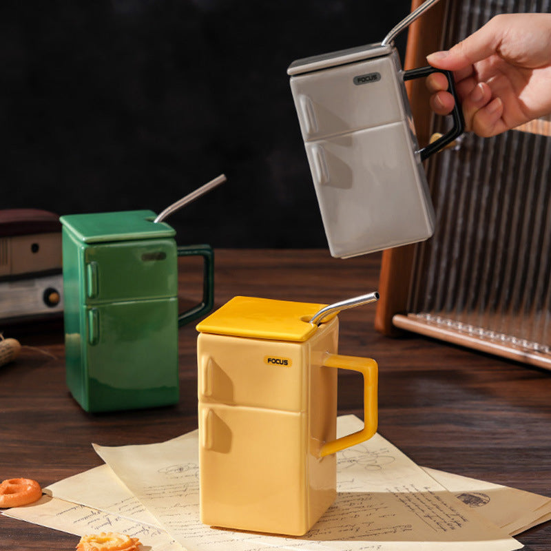 Fridge-shaped Mug with Lid & Straw