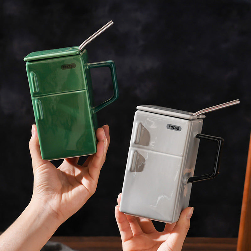 Fridge-shaped Mug with Lid & Straw