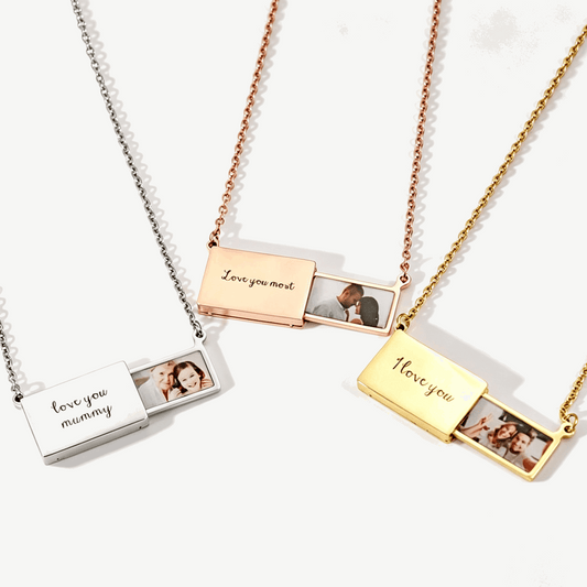 FS02 Pull-Out Photo Locket Necklace